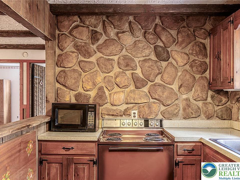 12th image of 5211 Fir Ln