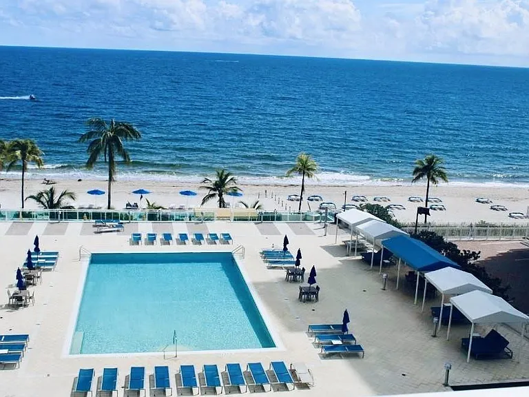 3900 Galt Ocean Dr #1004 — Photo 20