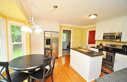 5th image of 2770 Spencerwood Dr