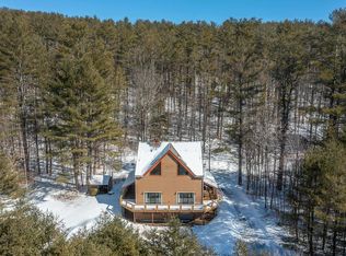 98 Gleason Farm Ln, Jamaica, VT 05343