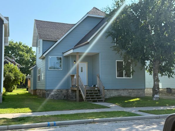 332 2nd St