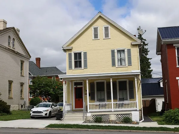 414 Penn St, Hollidaysburg, PA 16648