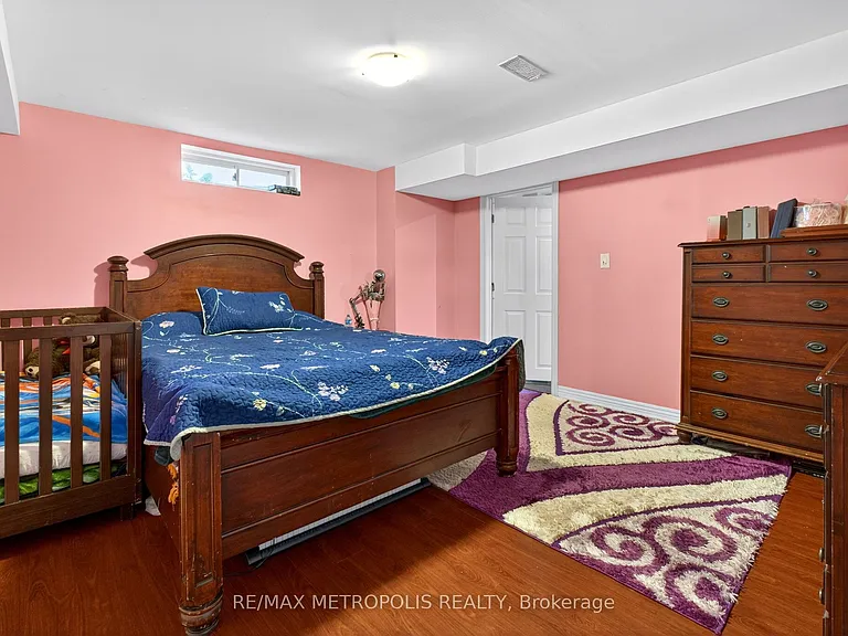 43 Williamson Dr W #BASEMENT — Photo 4