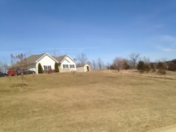 24615 Ithaca Heights Ln, Richland Center, WI 53581