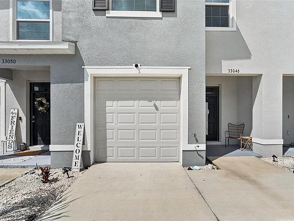 3rd image of 33046 MAJOR OAK DRIVE