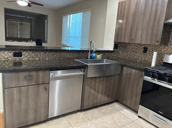 6789 Brook Falls Cir, Stockton, CA 95219