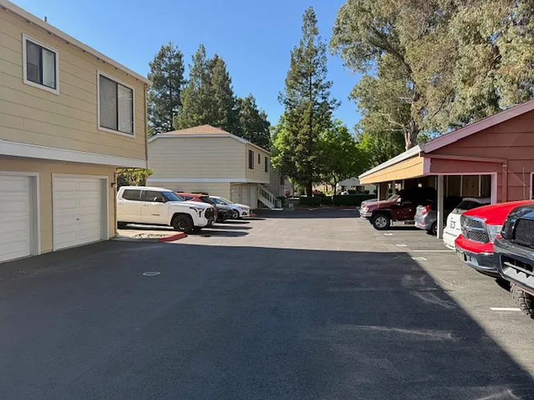 300 Mill Rd — Photo 21