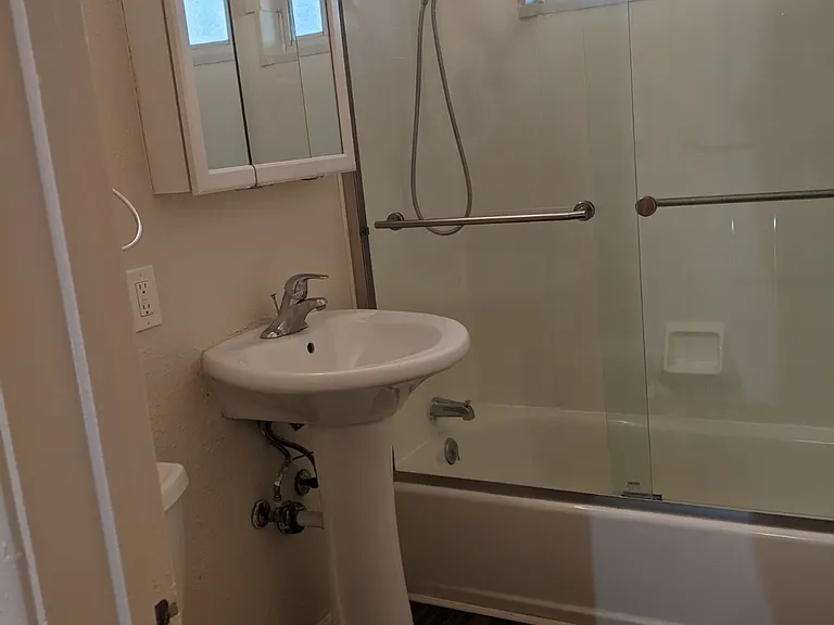 Almaden Park Apartments — Photo 3