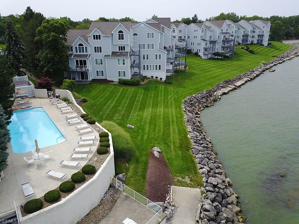 1st image of 133 Grand Hbr
