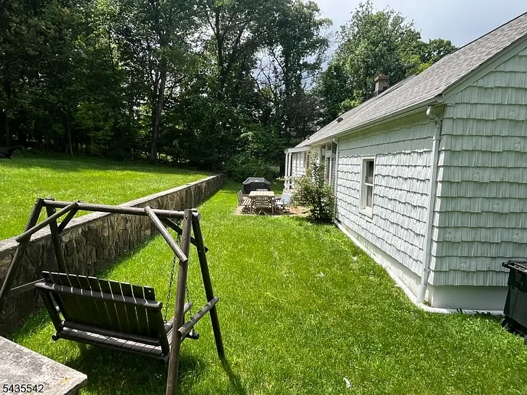 318 Palmer Rd — Photo 3