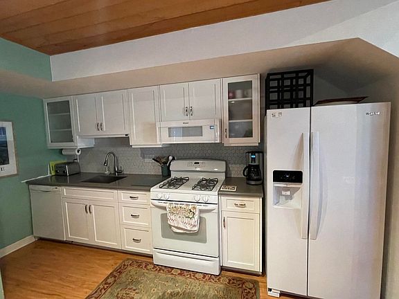 4th image of 123 Juanita Dr #1-75