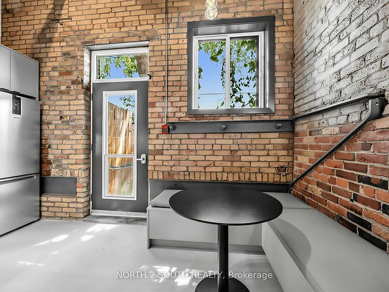 347 Sorauren Ave #123 — Photo 15