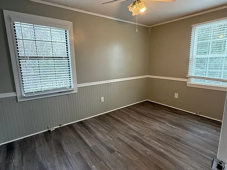 1309 Melody Ln — Photo 5