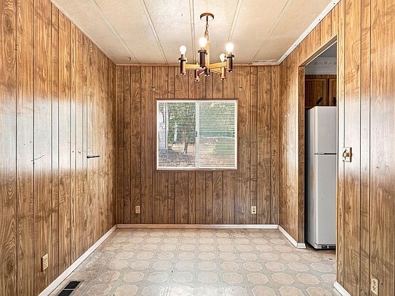 5th image of 11961 Cedar Tree Ln