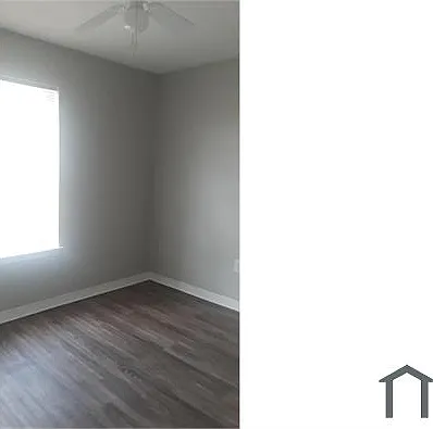 3 bed, 1105 sqft, $1,032 — Photo 2