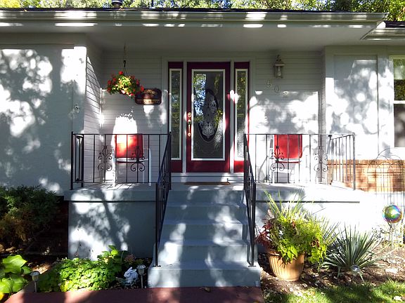 Front entry with covered sea