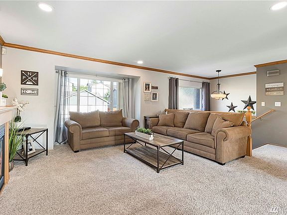 4th image of 11704 122nd Avenue Ct E
