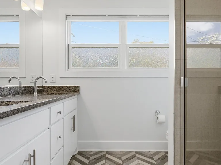 2622 Airpark Dr — Photo 22