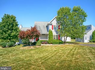 144 Sherby Ln, Shermans Dale, PA 17090