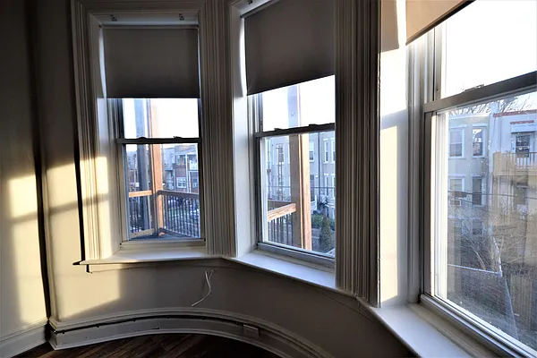 Rented by Bold New York | media 20