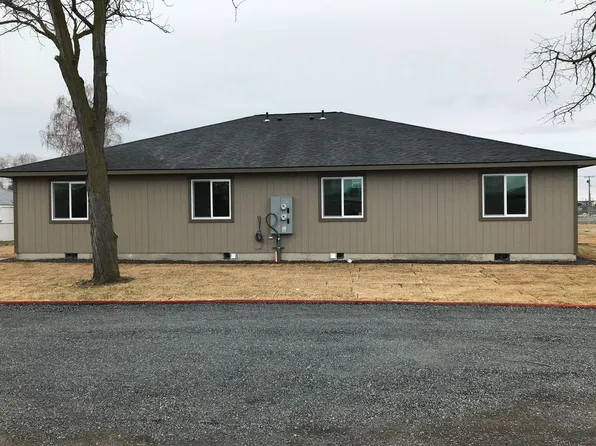 613 S Locust Ln #A, Moses Lake, WA 98837