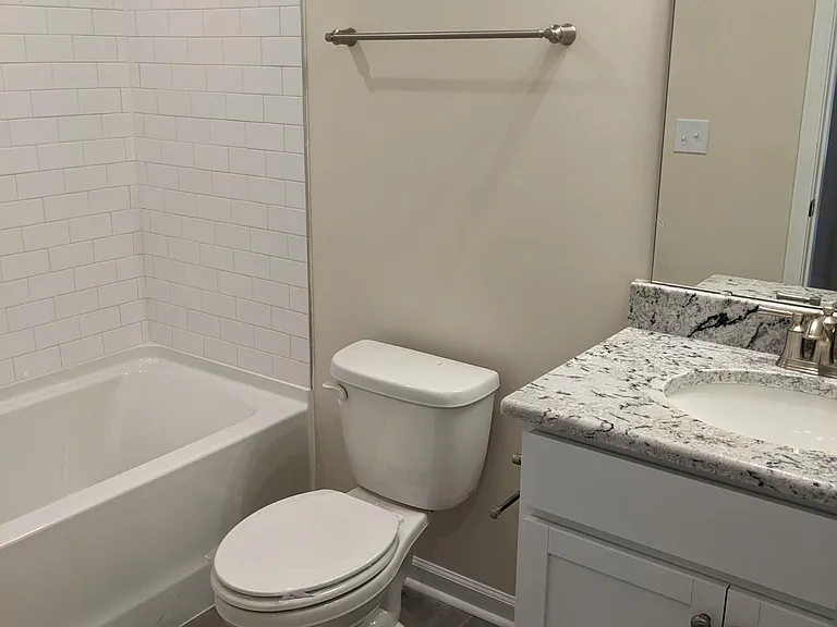 877 McKenzie Park Ter — Photo 20