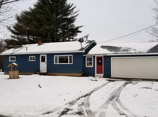 34 Perry Rd, Hampden, ME 04444
