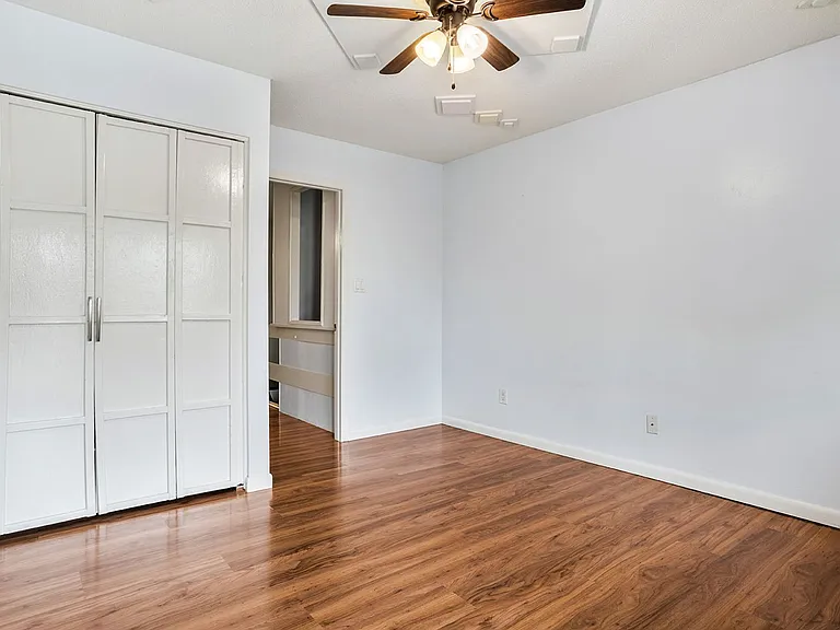 115 Beechnut St #A3 — Photo 19