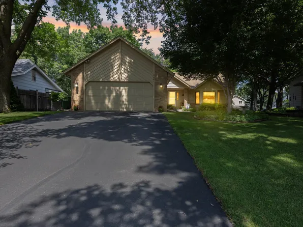 2481 132nd Ln NW, Coon Rapids, MN 55448