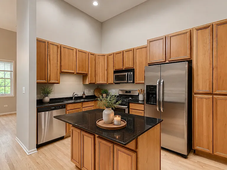 905 W Lawrence Ave #3W — Photo 8