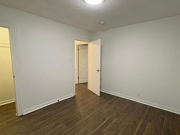4th image of 2117 W 19th St