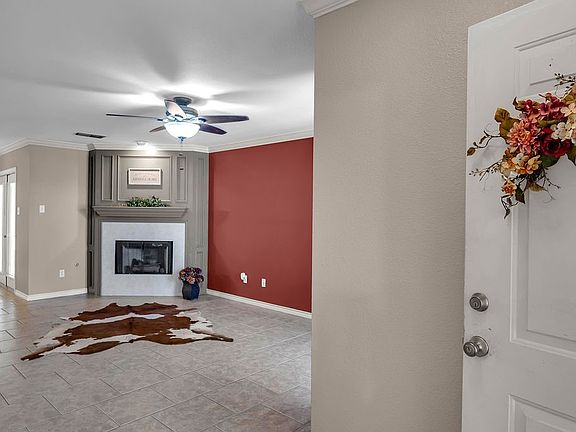 5th image of 4022 Wood River Dr APT 5B