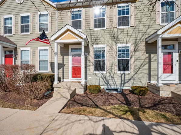 87 E Robinson Ave, Cortland, IL 60112