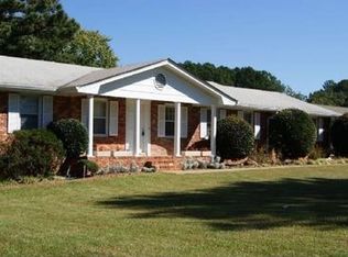 5033 Arcado Rd, Lilburn, GA 30047