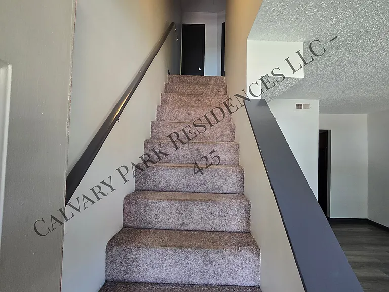 Calvary Park Residences — Photo 16