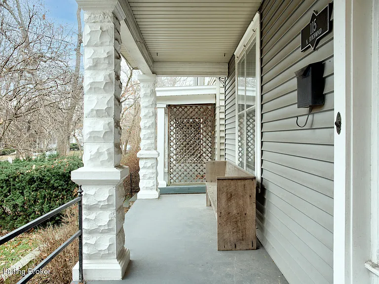 115 N Birchwood Ave — Photo 3