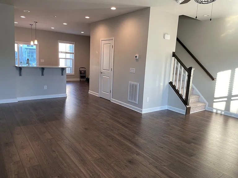 140 Hamilton Ave NW — Photo 3