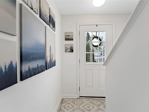 2nd image of 206 Brae Glen Dr