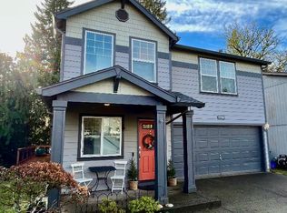 37918 Hamilton Ridge Dr, Sandy, OR 97055