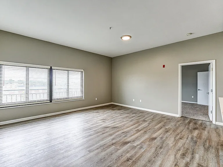 Zona Rosa Apartments — Photo 7