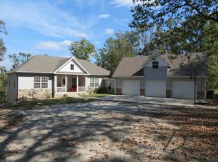 445 Trigger Cove Rd, Kirbyville, MO 65679