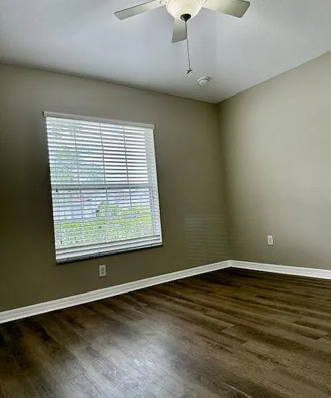 4035 Langdrum Dr — Photo 21