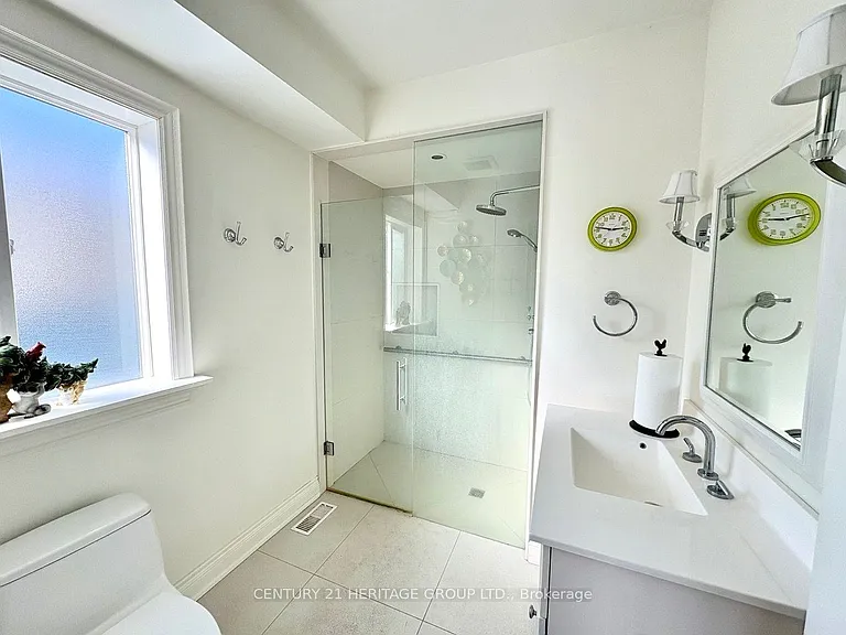 22 Cedar Cres #MAIN — Photo 20