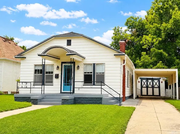 505 N Park Pl, Guthrie, OK 73044