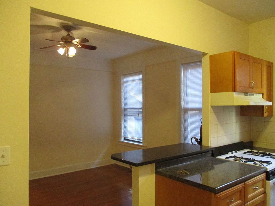 1st image of 4557 40th St APT 3R