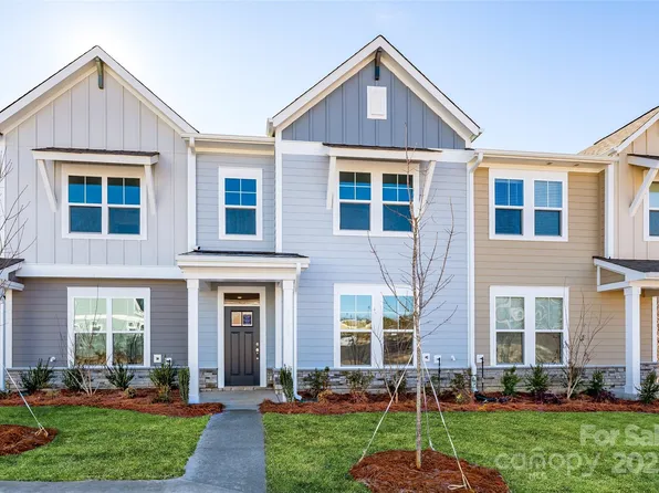 10513 Boudreaux St, Huntersville, NC 28078