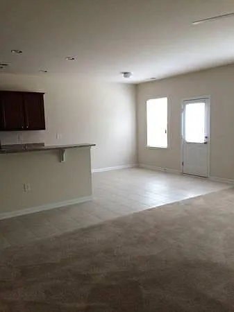 2621 Great Scott Dr — Photo 4