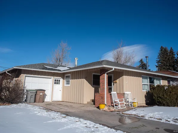 1713 Steele St, Laramie, WY 82070