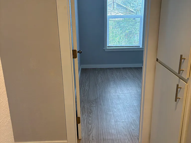 764 S 40th St #5 — Photo 6