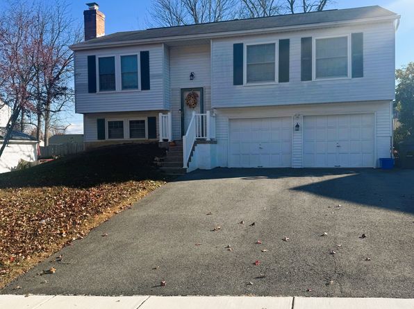 25109 Chimney House Ct